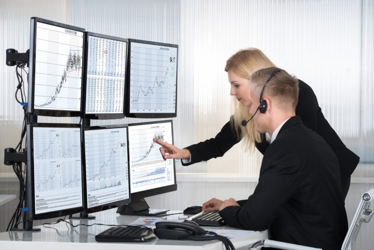 Financial analyst