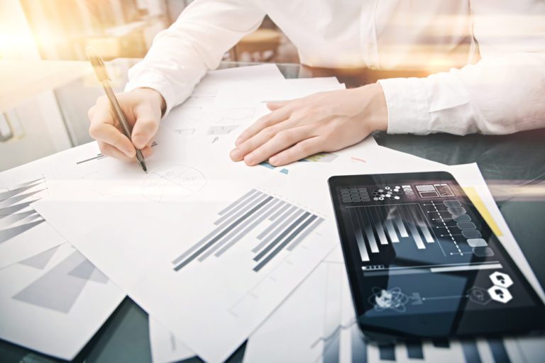 Investment banker