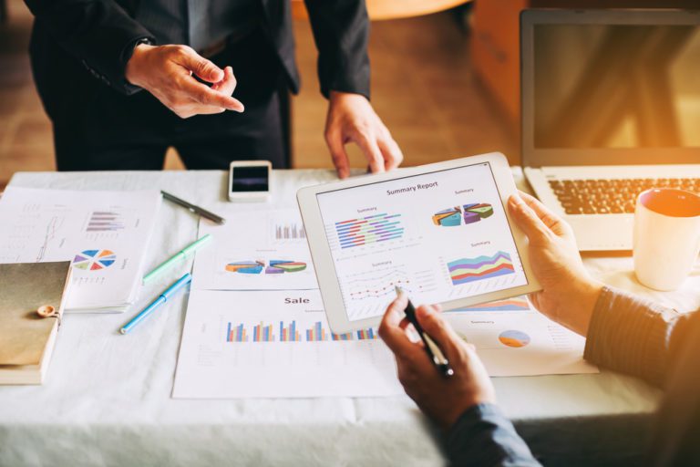 Financial analyst