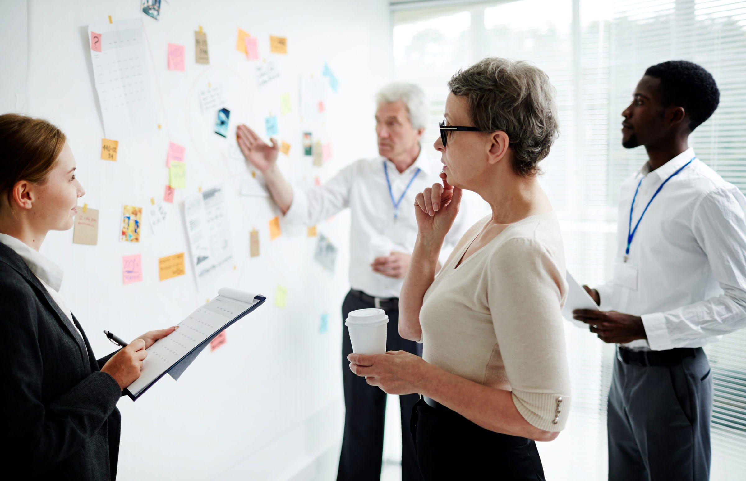 The Comprehensive Guide to A Business Management Career Path!