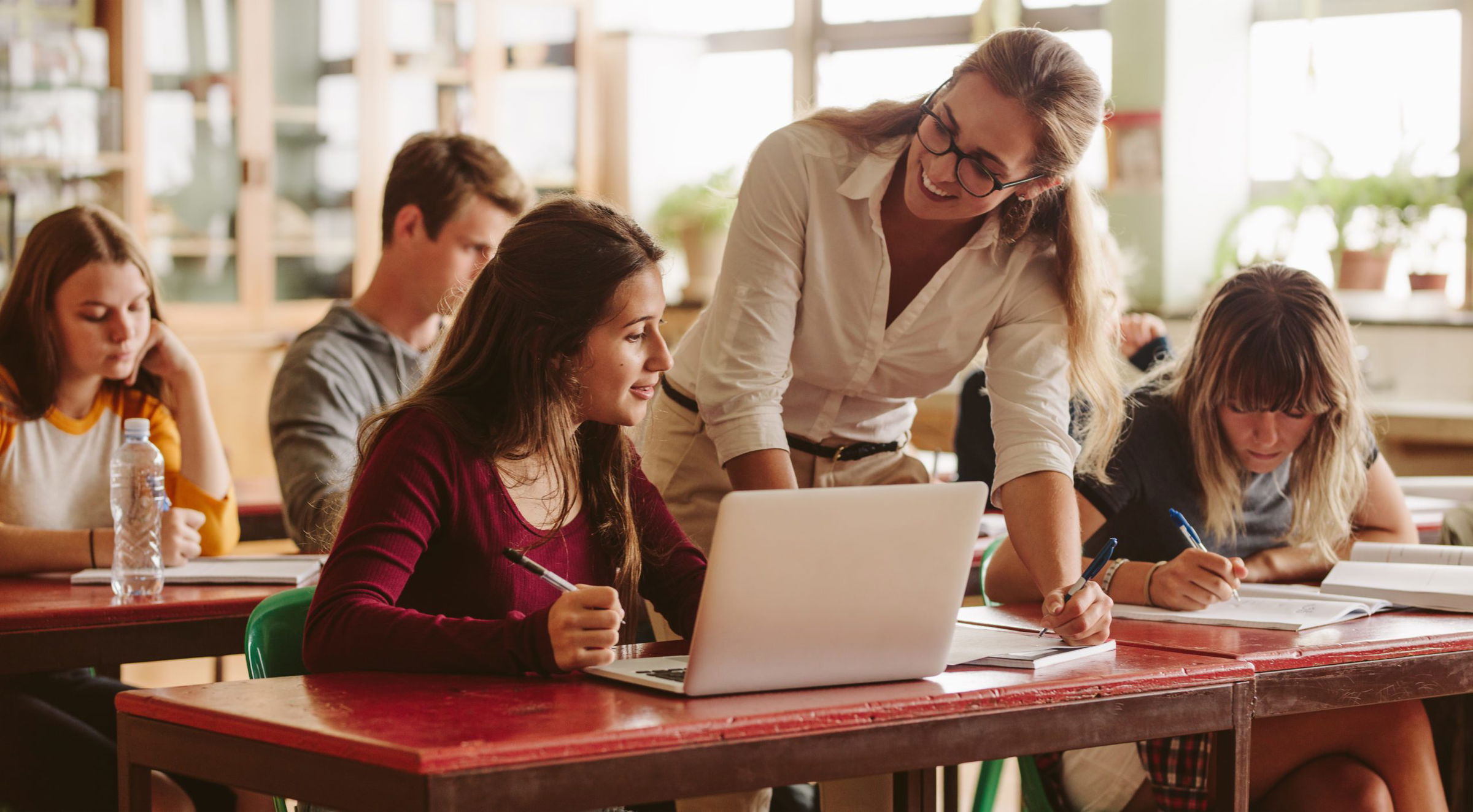 This Top Investment Banker Course Will Teach You How to Land a Job in Finance