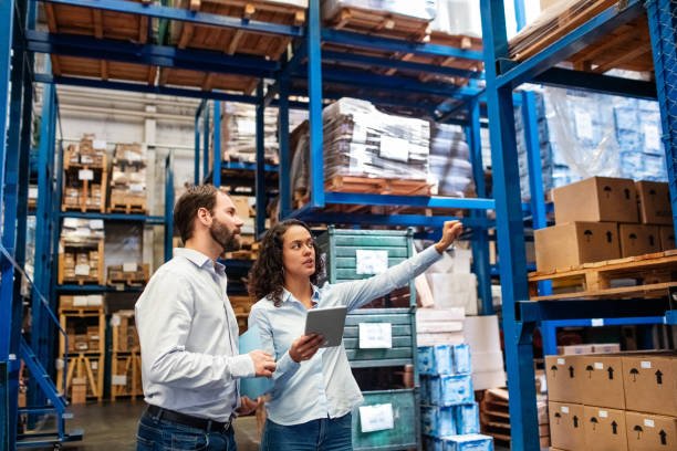 Becoming a Supply Chain Expert: Your Path to Expertise in Supply Chain Management