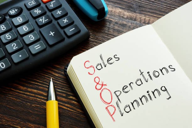 Sales and operations planning is shown on a photo using the text