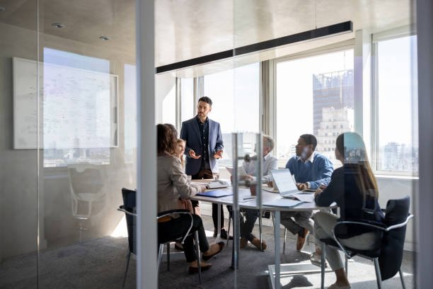 Why Senior Leadership Programs Are Your Launchpad to the C-Suite